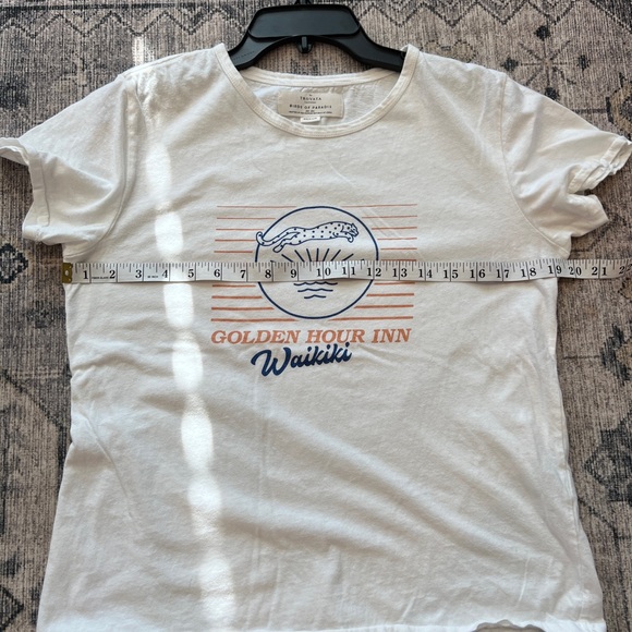 by Trovata Birds of Paradis women’s printed shirt size medium - Picture 6 of 6